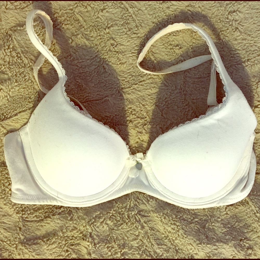 Victoria's Secret Body By Victoria, 32C