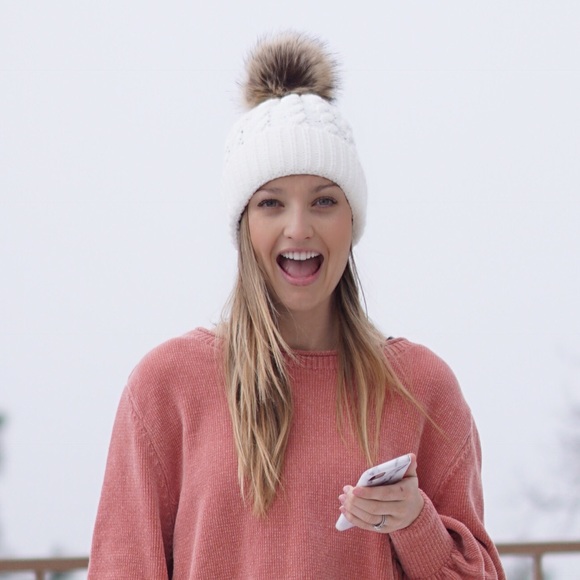 Meet your Posher, Megan - Picture 6 of 8