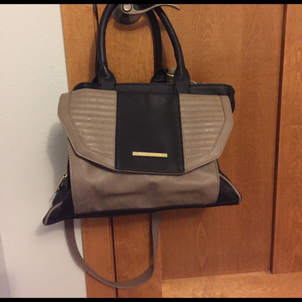 Steve Madden crossbody bag