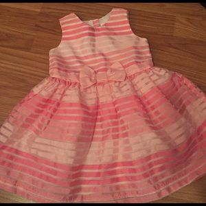 Children's place pinks and white dress