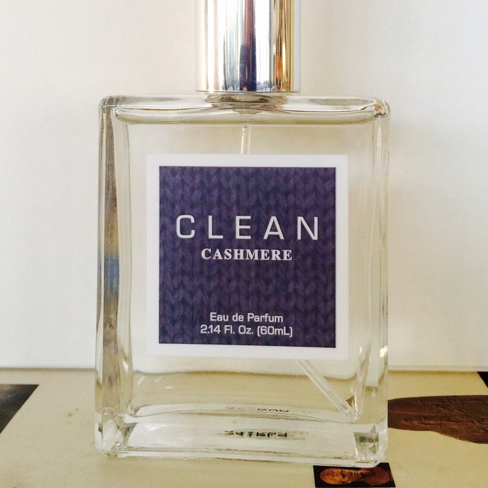 Clean Cashmere 2.14 fluid ounces