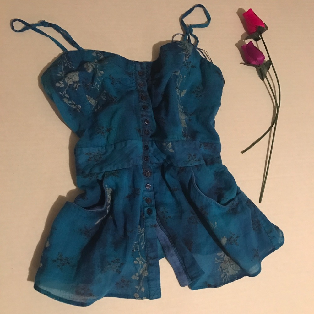 FREE PEOPLE buttoned down blouse