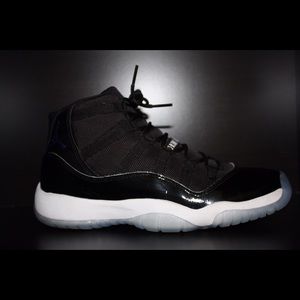 Jordan 11 space jam size 7