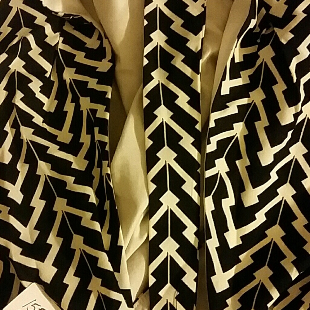 Romper - Picture 3 of 4