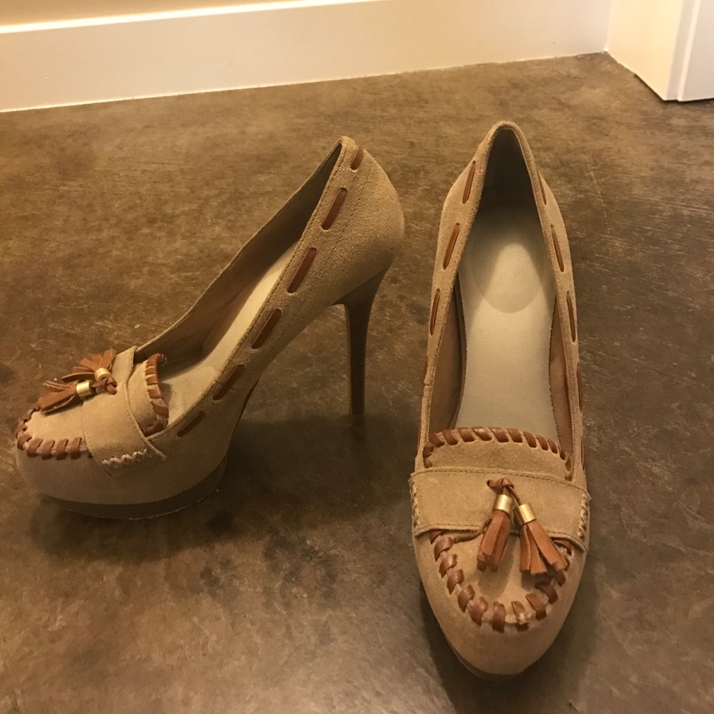Jessica Simpson moccasin heels