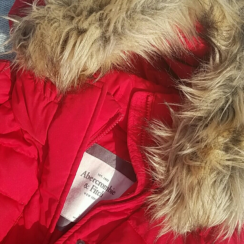 ❌SALE❌Abercrombie & Fitch RED PUFFER SMALL-jacket