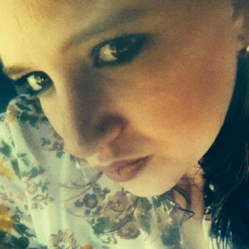 Meet your Posher, Felicia