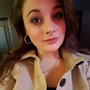 Meet your Posher, Dani