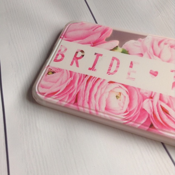 Bride To Be IPhone 7 Plus Wedding Floral Case - Picture 3 of 5