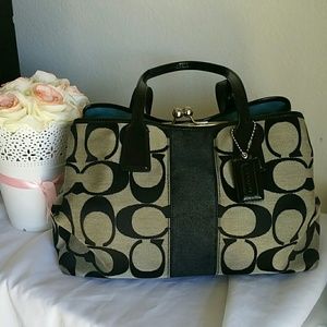 USED Authentic  Coach carryall Tote