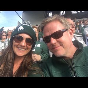 Meet your Posher, Laura