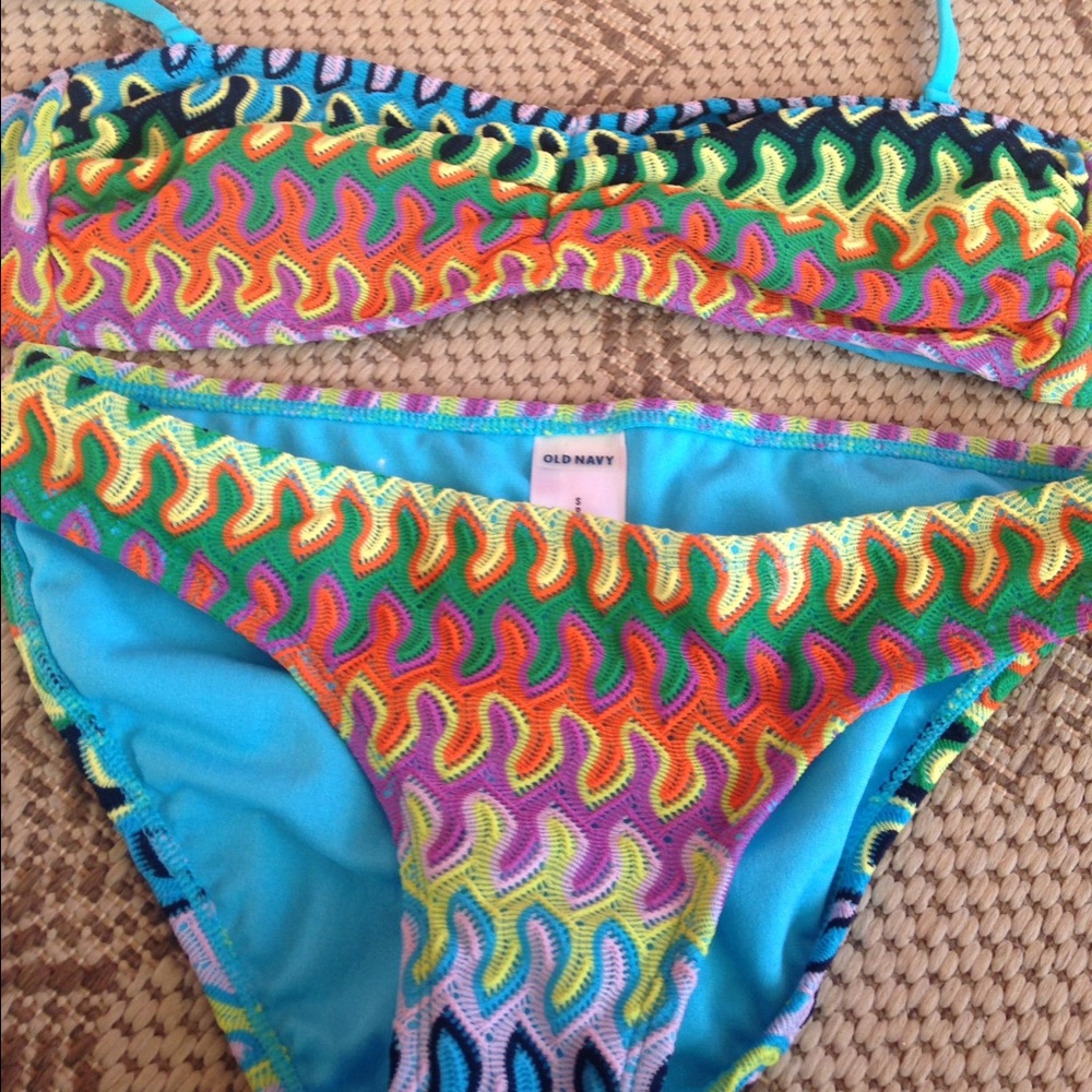 Rainbow colors Old Navy swim suit small. NWOT
