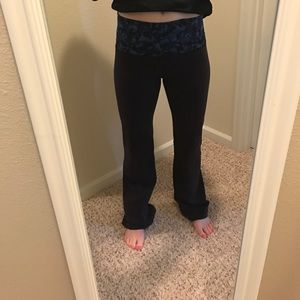 Lululemon groove pants
