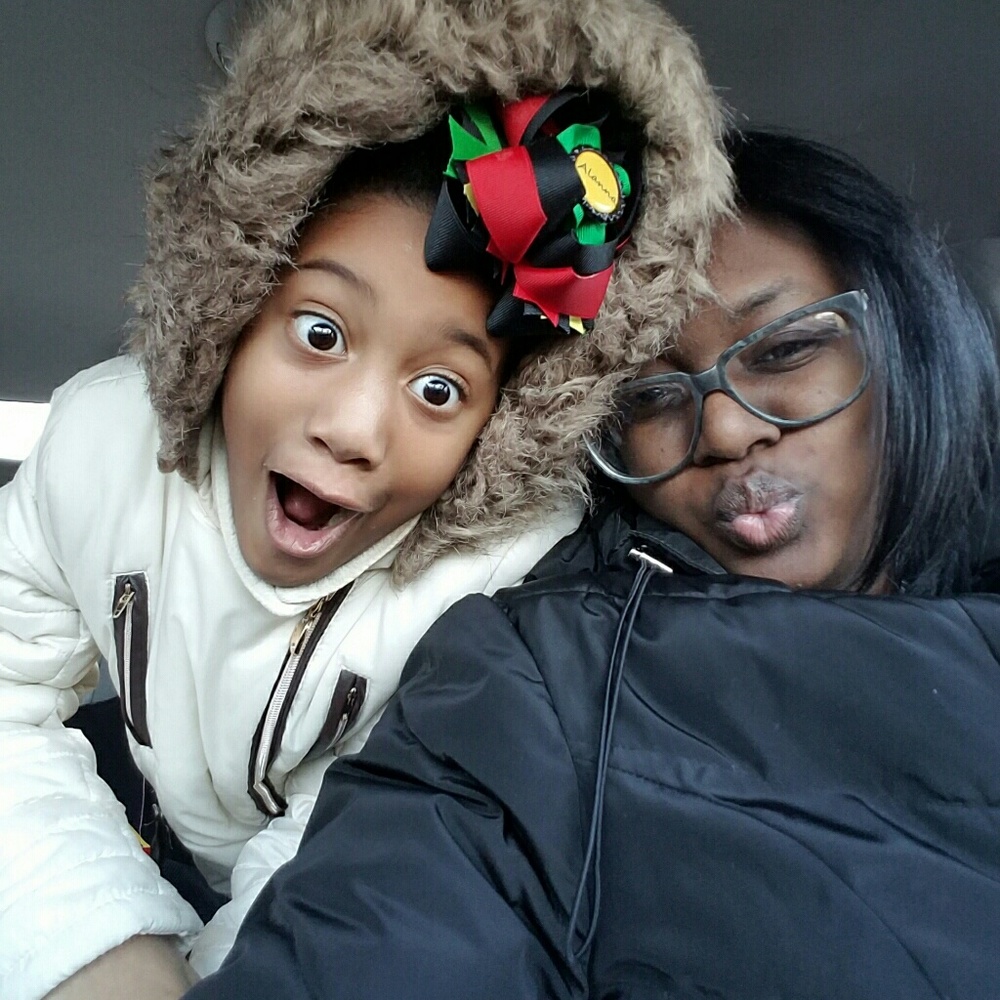 Meet your Posher, Dominique