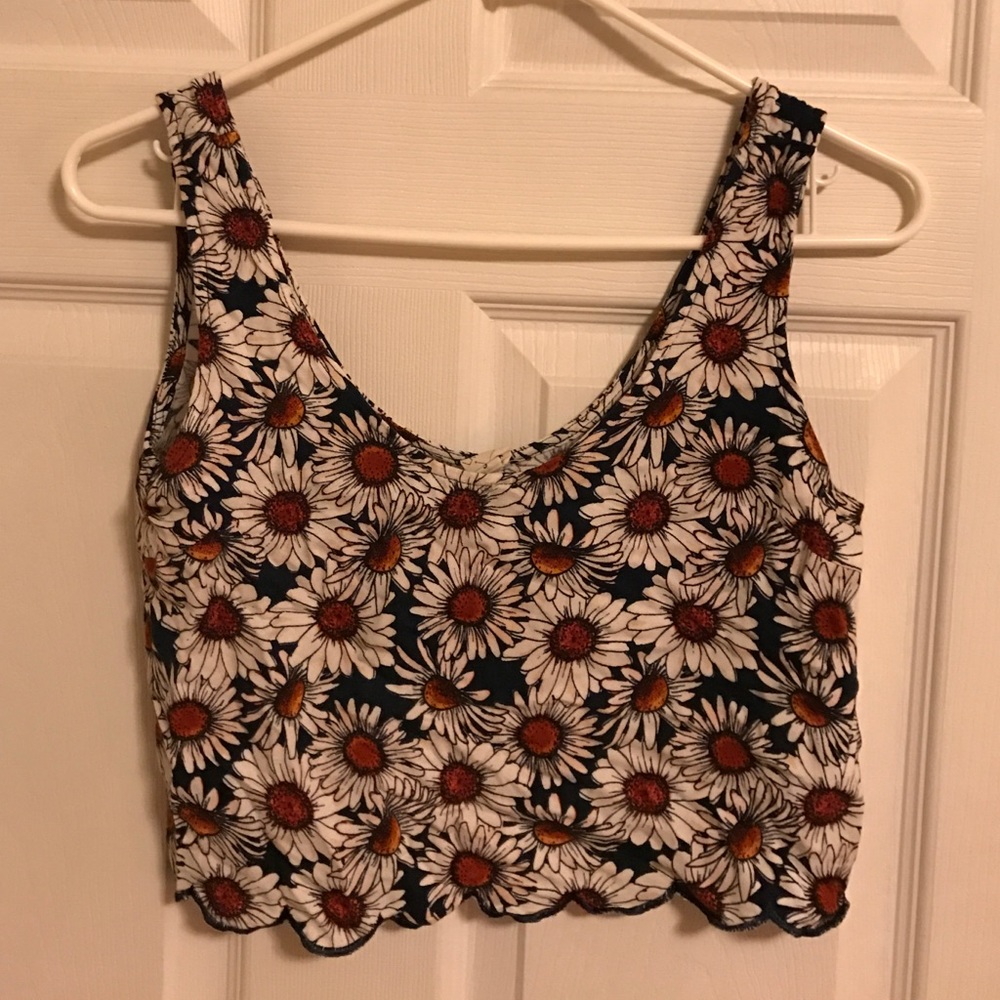LA HEARTS daisy crop top (small)