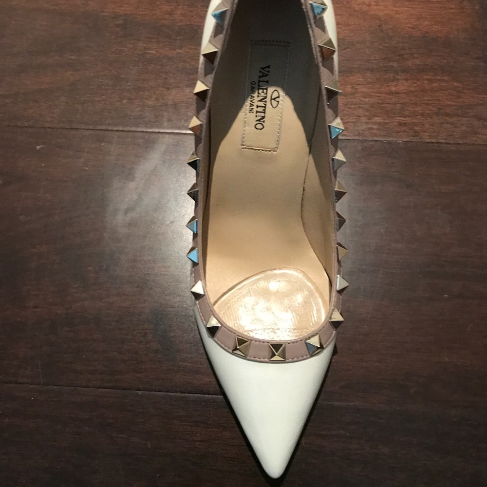 valentino dont offer lower price！