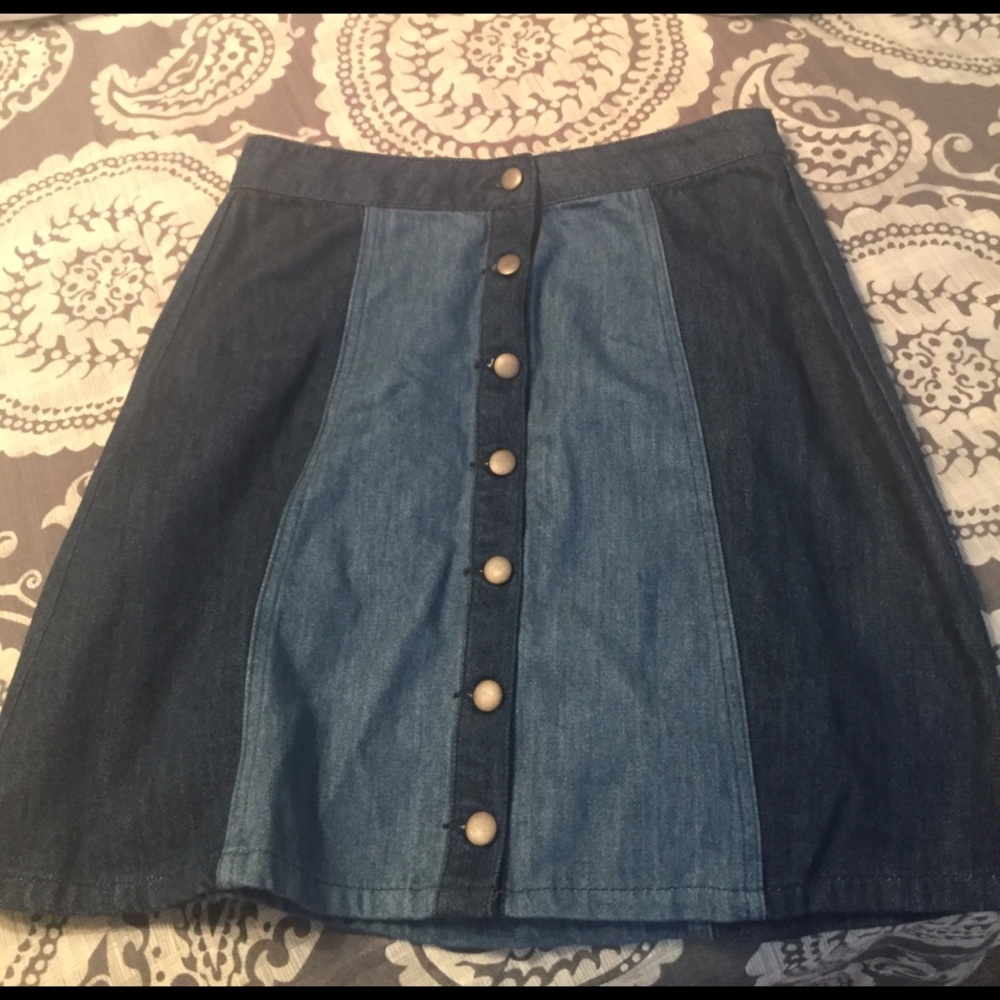 Button front denim skirt