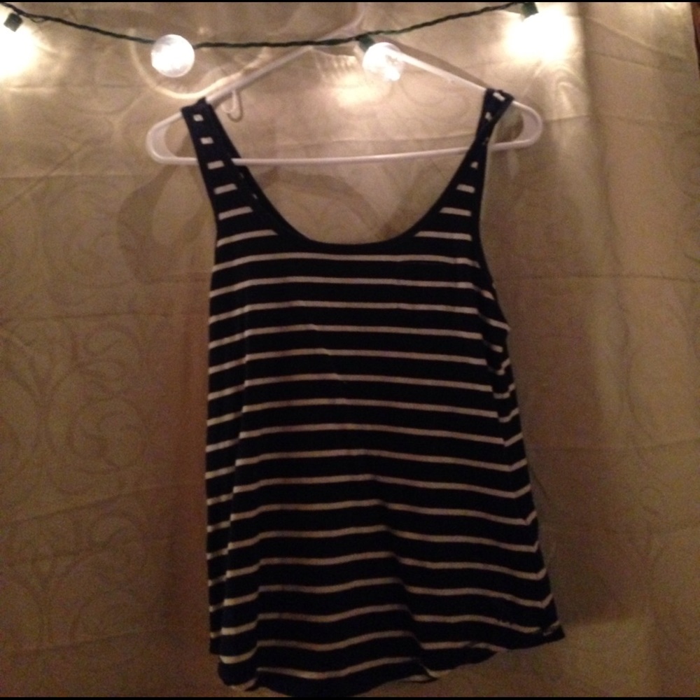 🌿DONATING SOON🌿 Abercrombie & Fitch cami