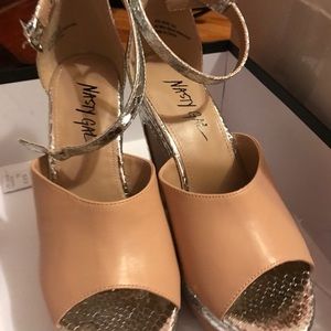 Nasty Gal 6.5 Nude Metallic Silver Heels Wedges