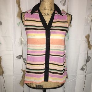 Sleeveless sheer button up!