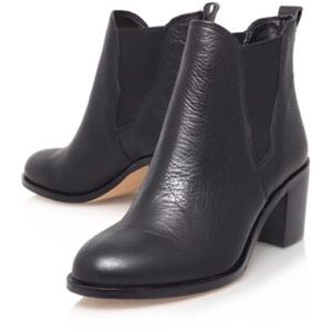 Sam Edelman black booty