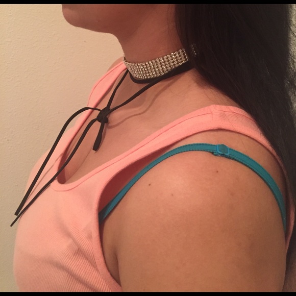 Trendy! 2Piece Choker Set - Picture 2 of 2