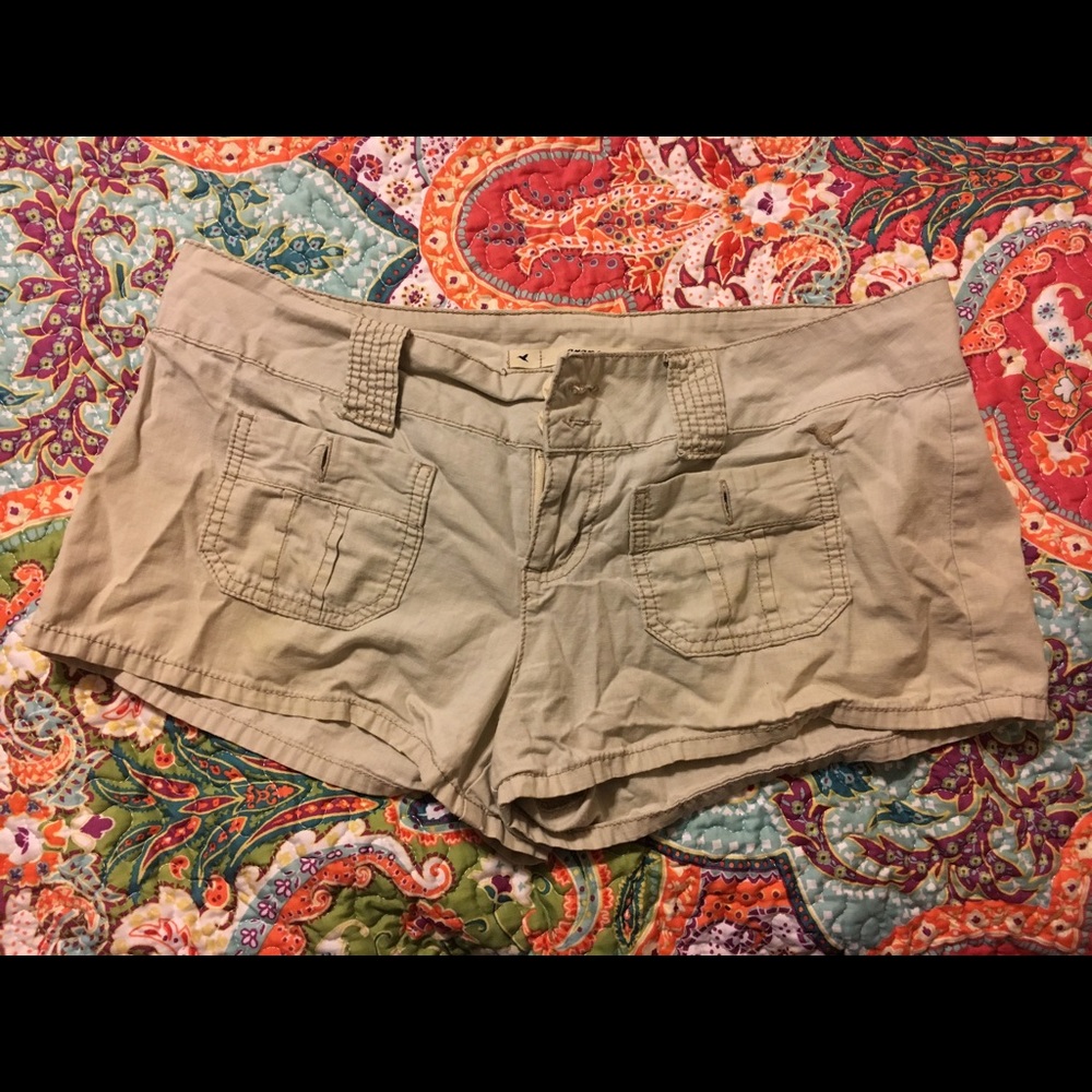 Beige shorts