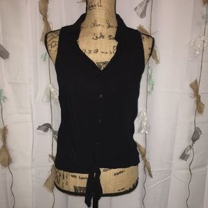 Black sleeveless button down