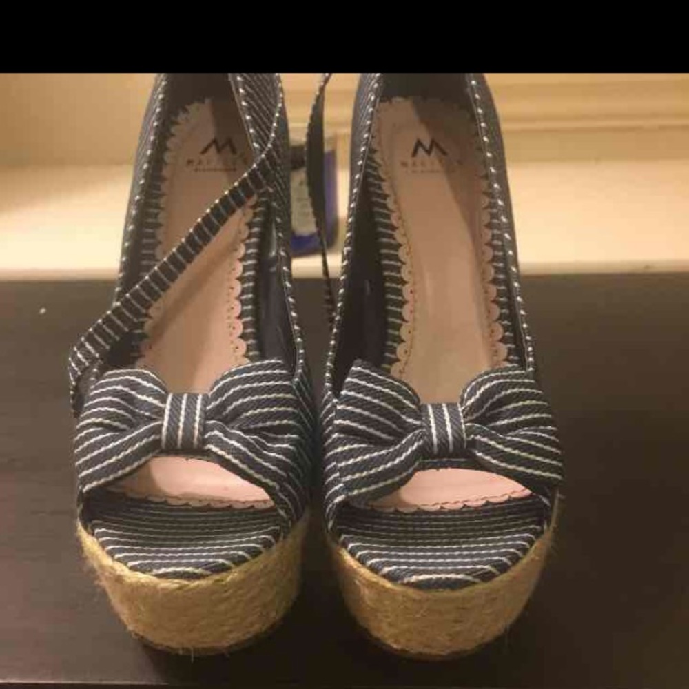 Cute striped wedges!
