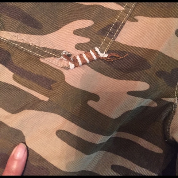 Camouflage Miss Me Jeans - Picture 6 of 8