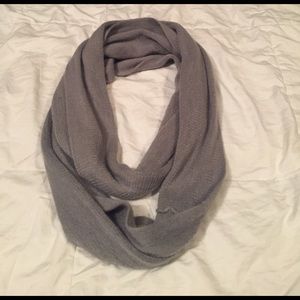 Grey scarf