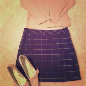 Adorable navy blue plaid mini skirt