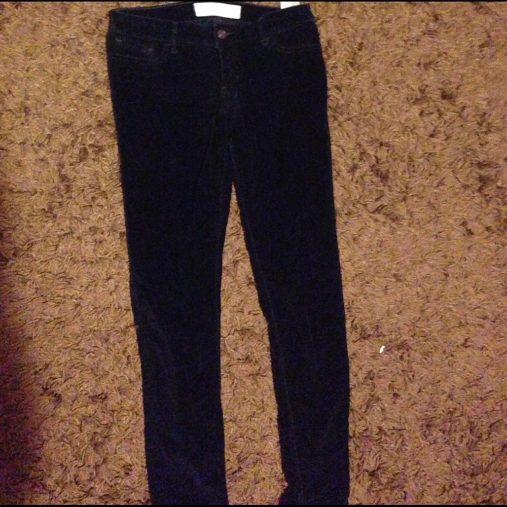 Abercrombie black velvet pants size 2