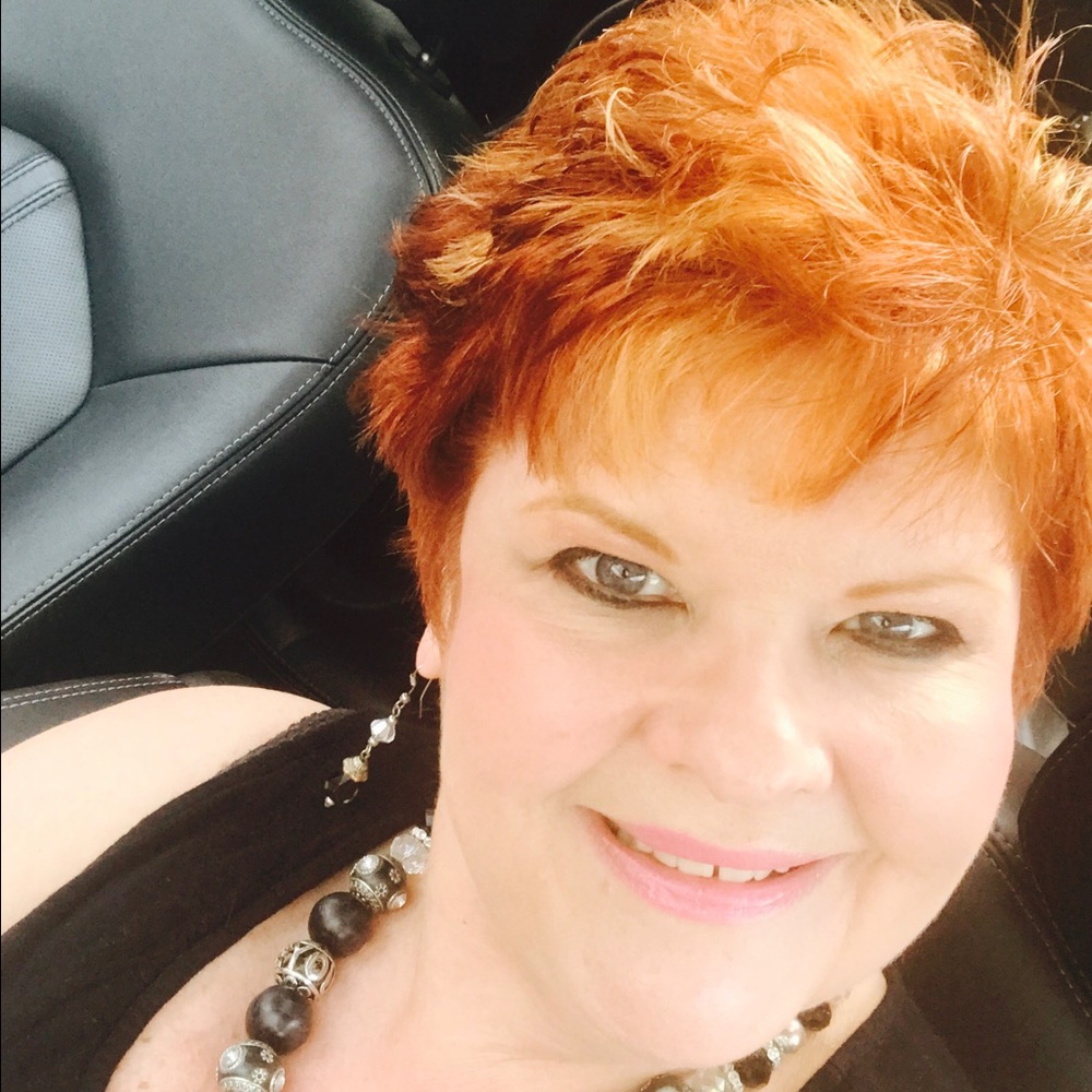 Meet your Posher, Anita