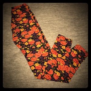 Lula Roe One Size Leggings