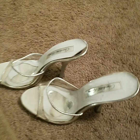 Heels - Picture 2 of 4