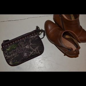 NWOT!!! Camo wristlet from Texas!