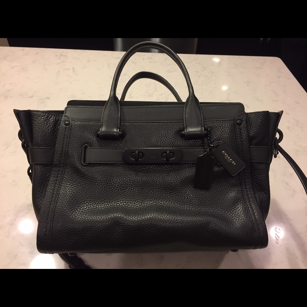 50% off💕Large Coach swagger carryall handbag