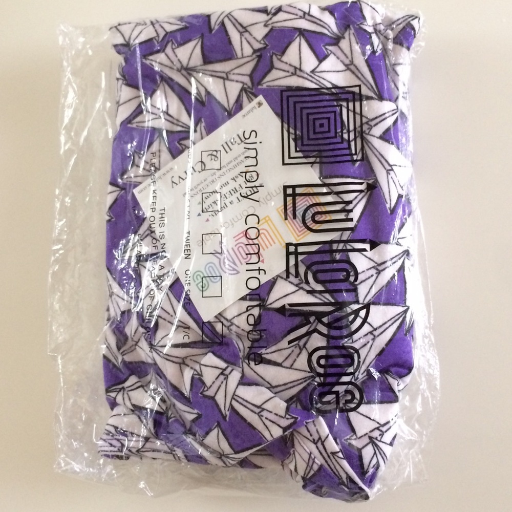 Lularoe Airplane TC leggings