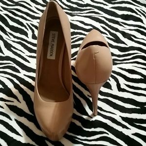 Steve Madden Dejavu Platform Leather Heels