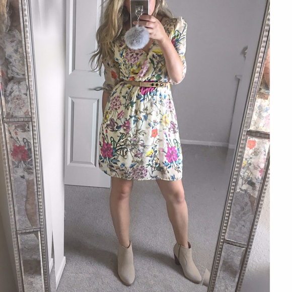 Dresses & Skirts - Floral Chiffon Dress