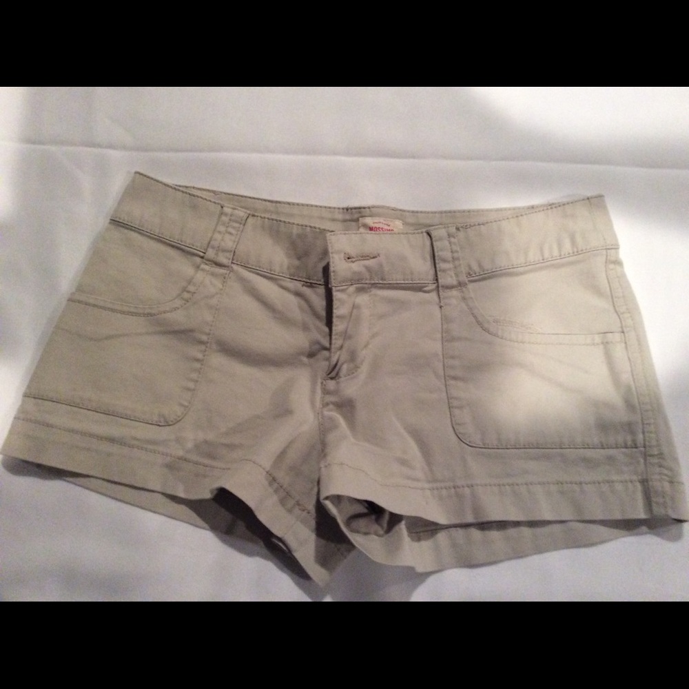 Mossimo Supply Co. beige shorts