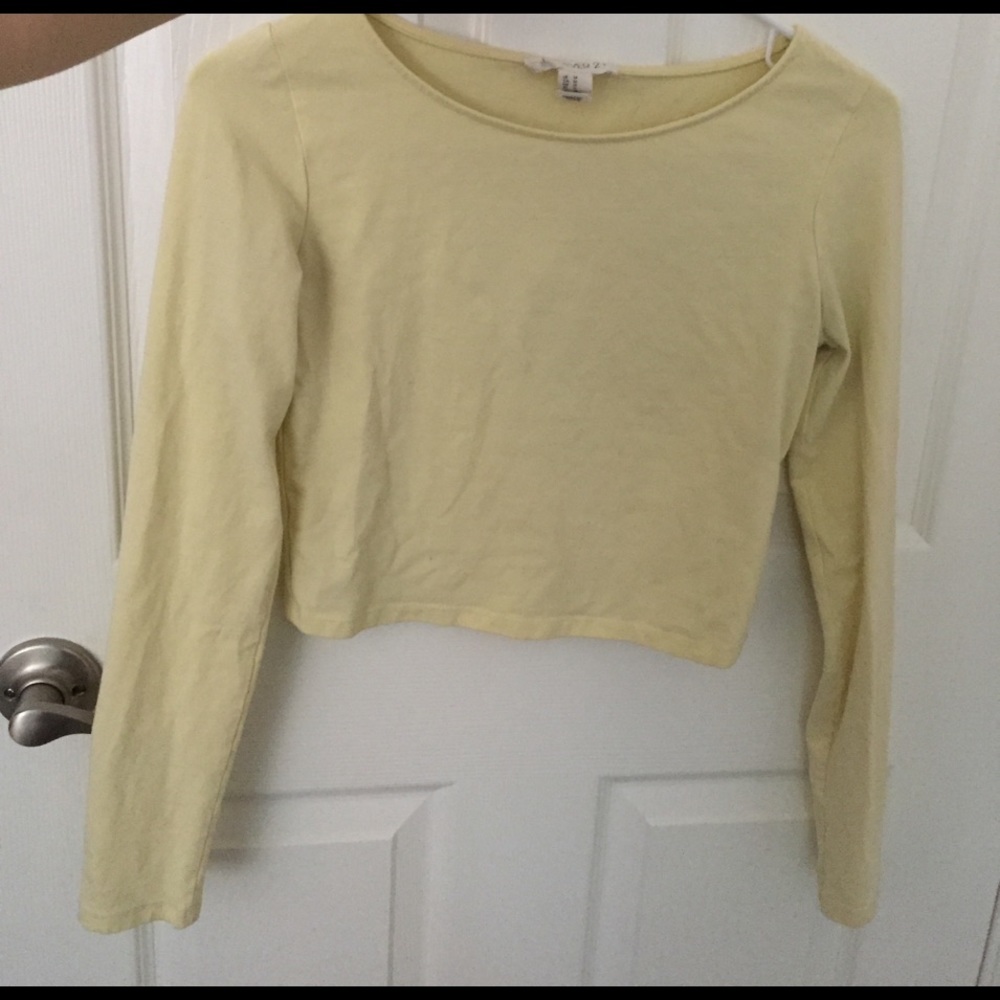 Pale yellow long sleeve crop top
