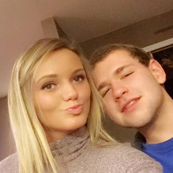 Meet your Posher, Shaena - Picture 1 of 1