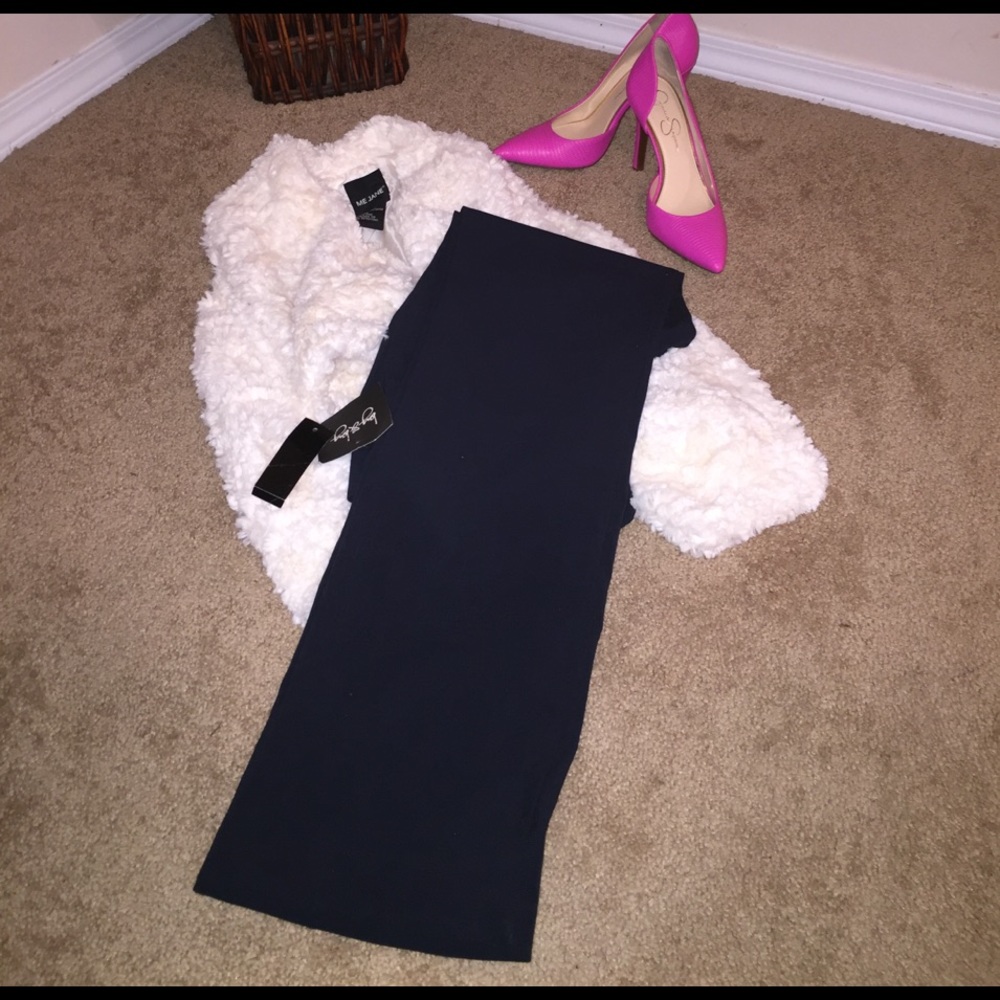 Pants - Picture 3 of 4