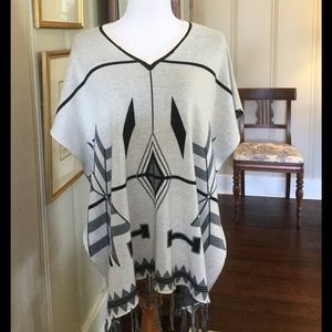 Evolution by Cyrus Aztec poncho size P/S Evolution by Cyrus Aztec poncho size P/S