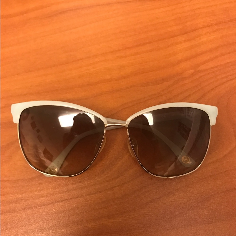 MICHAEL KORS SUNGLASSES