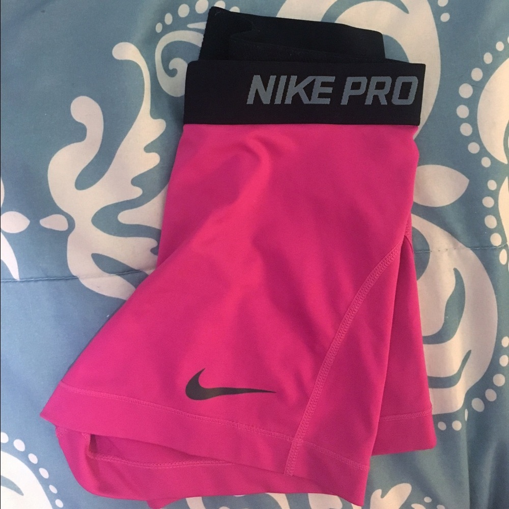Pink Nike Pros