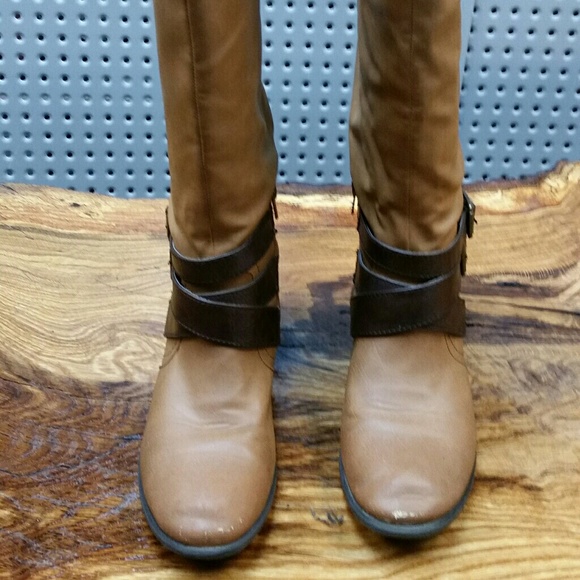 Boots - Picture 1 of 5