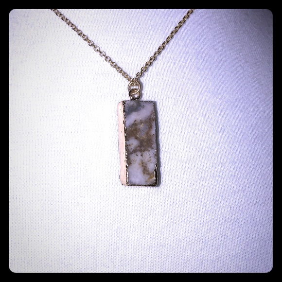 ✅✅✅Druzy Necklace White and one Turquoise Stone - Picture 5 of 6